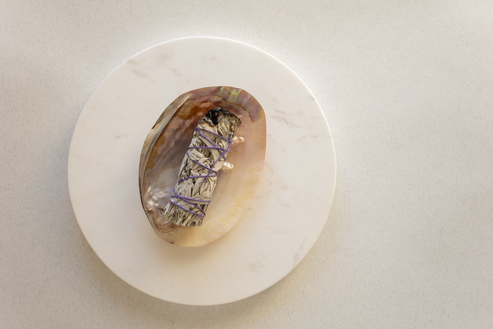 How to Smudge With Sage: A Simple, Respectful Cleansing Ritual